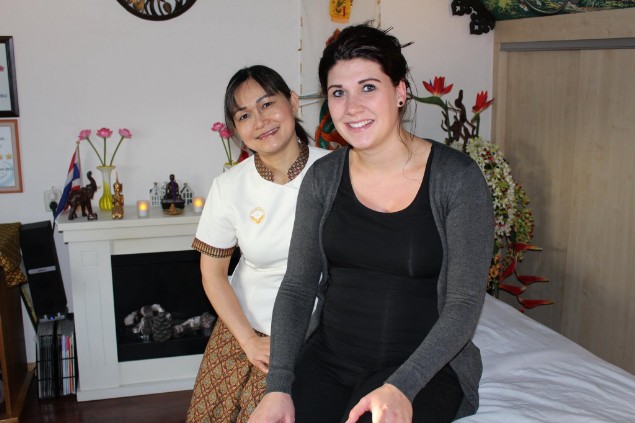 Zwangerschaps massage-2 bij Chokdee Massage in Alkmaar Zwangerschaps massage-2 bij Chokdee Massage in Alkmaar